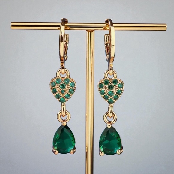 Amy Bee Jewelry Jewelry - 18k Gold Plated Green CZ Heart Drop Huggie Earrings. New.